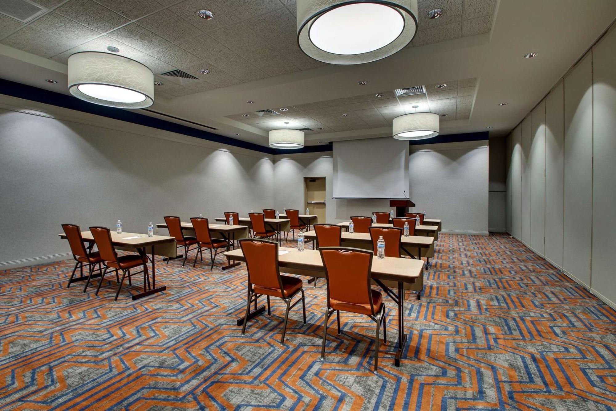 Drury Inn & Suites Iowa City Coralville Dış mekan fotoğraf