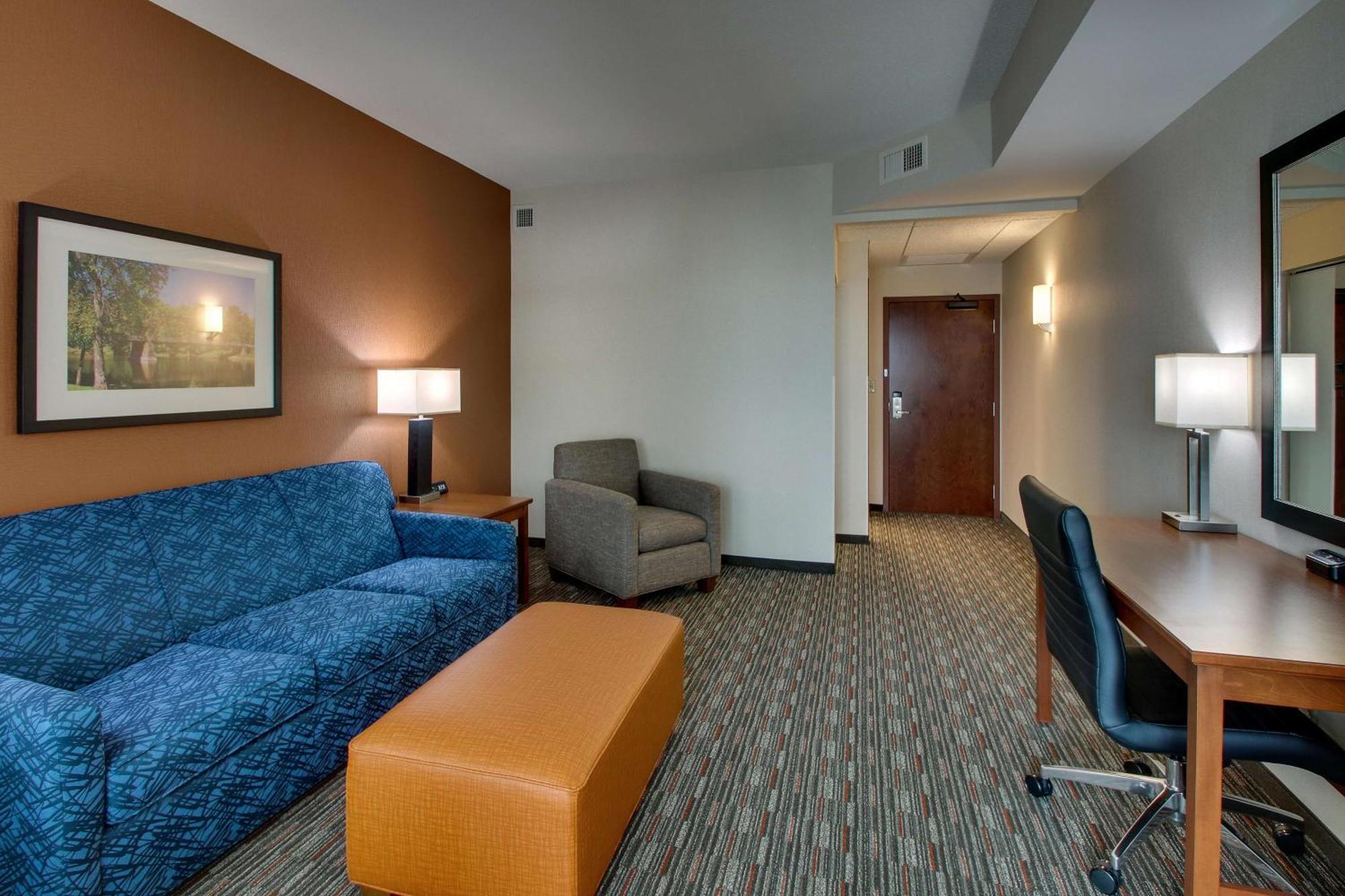 Drury Inn & Suites Iowa City Coralville Dış mekan fotoğraf