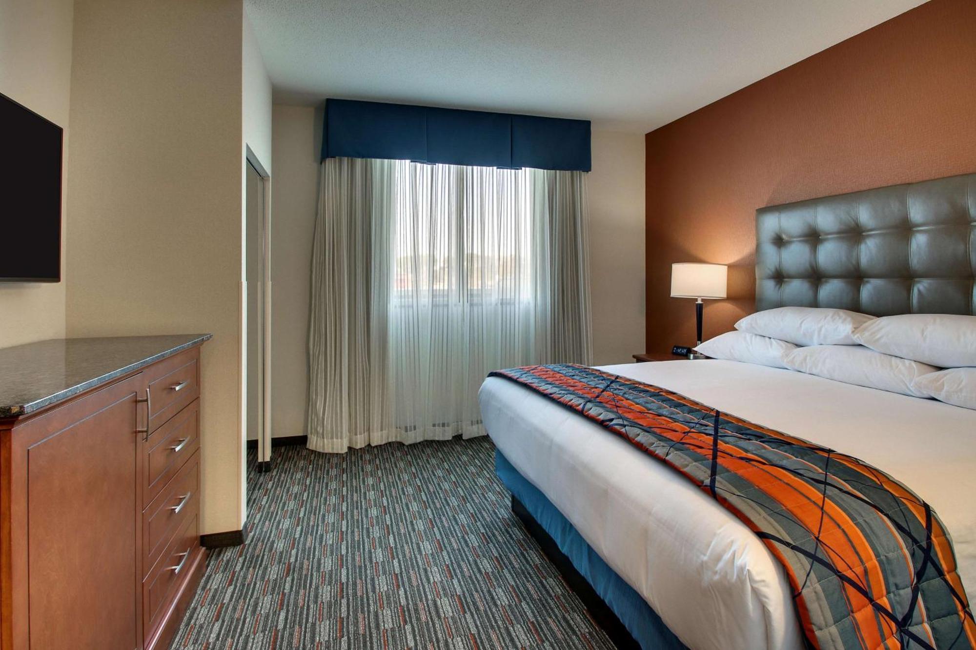 Drury Inn & Suites Iowa City Coralville Dış mekan fotoğraf
