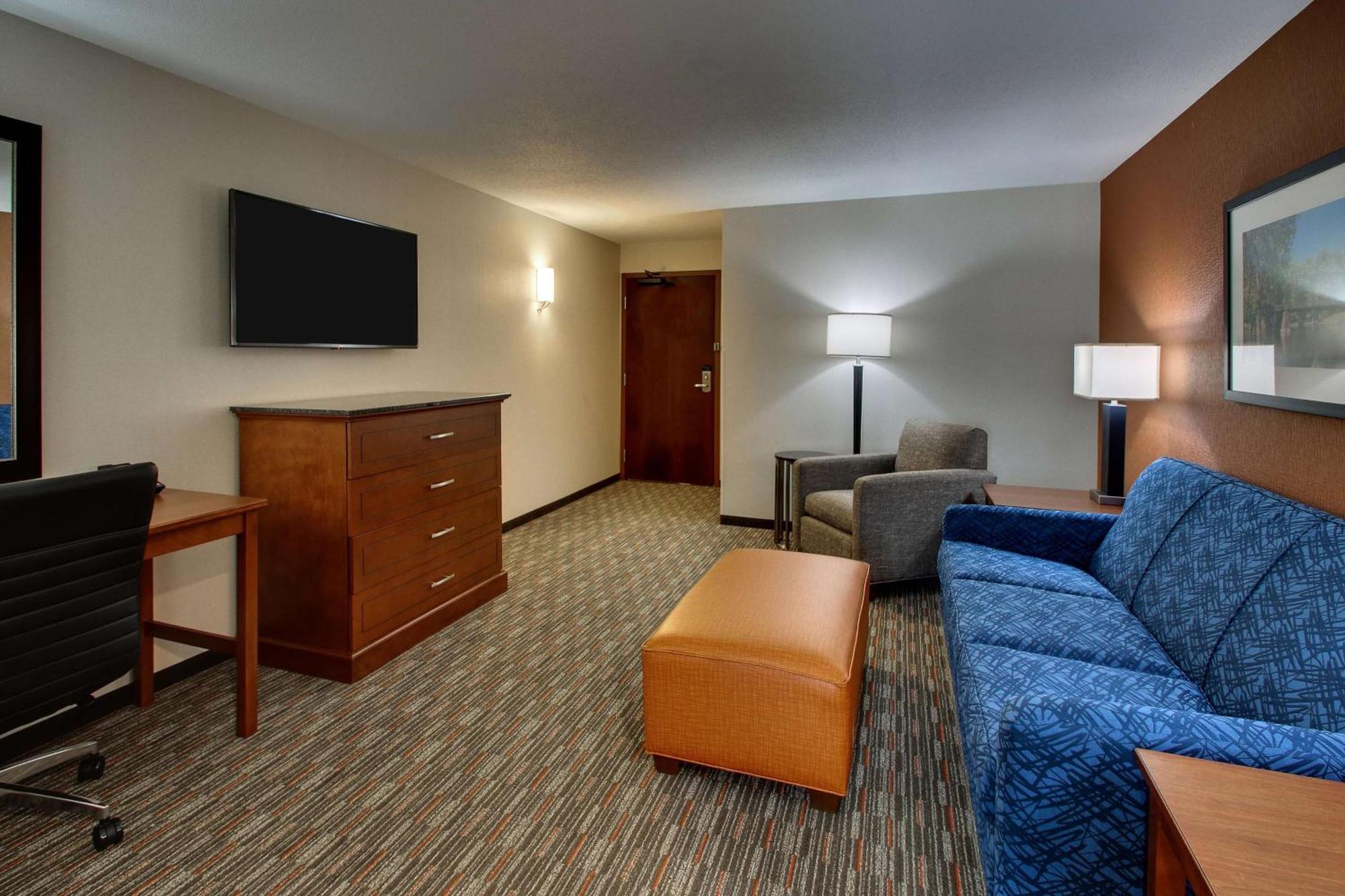 Drury Inn & Suites Iowa City Coralville Dış mekan fotoğraf