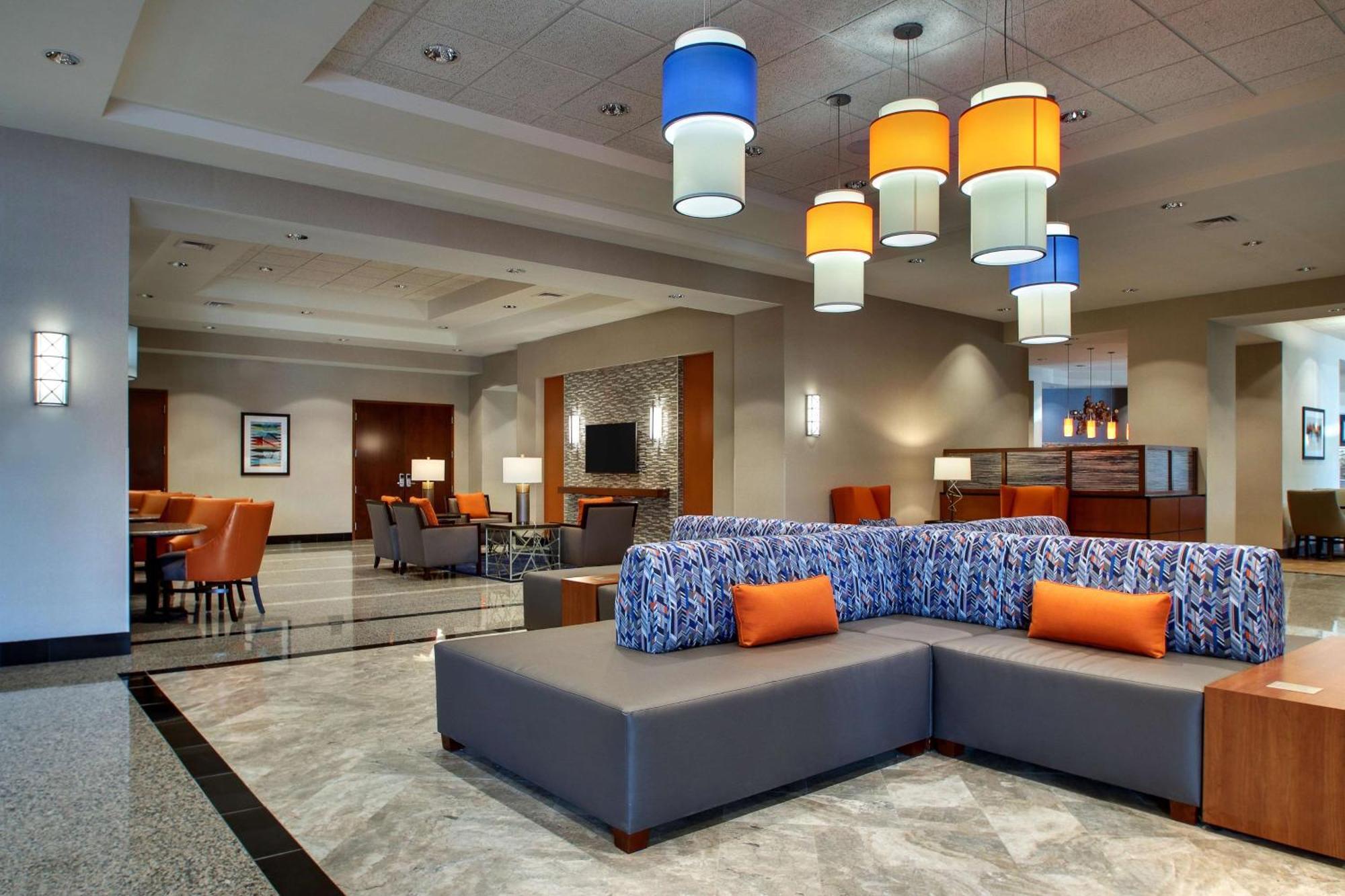 Drury Inn & Suites Iowa City Coralville Dış mekan fotoğraf