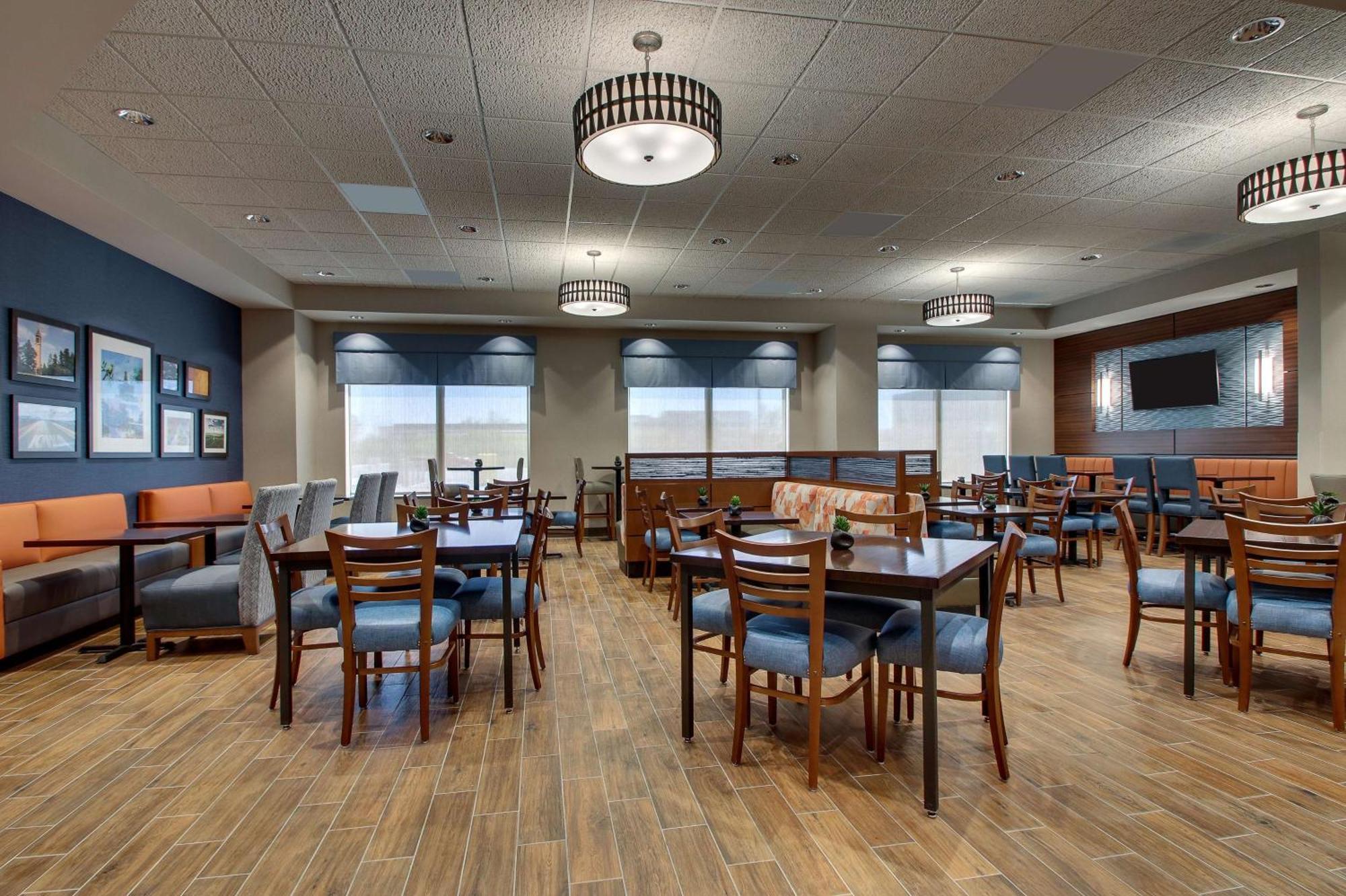Drury Inn & Suites Iowa City Coralville Dış mekan fotoğraf
